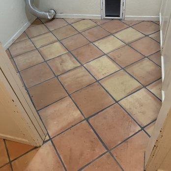 California Tile Restoration - Laundry Room Before - Tiling Near Me California Tile Restoration - Laundry Room Before - Tiling Near Me