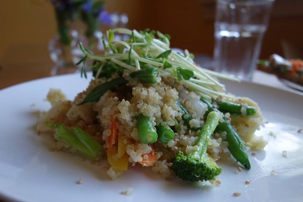 Good Earth Organic Eatery by null