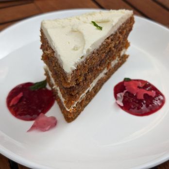 Lula Cafe - Carrot cake - New American Near Me - Chicago, Illinois