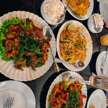 Thai Clearview Stop - Pad Thai, Pineapple Fried Rice, Thai Chili Pepper Crispy Pork Belly, Famous Chicken - Thai Near Me - Snohomish, Washington Thai Clearview Stop - Pad Thai, Pineapple Fried Rice, Thai Chili Pepper Crispy Pork Belly, Famous Chicken - Thai Near Me - Snohomish, Washington