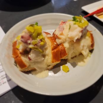 M Pocha - Lobster roll - Korean Near Me - Durham, North Carolina M Pocha - Lobster roll - Korean Near Me - Durham, North Carolina