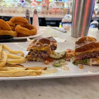 Trophy Fish - Seafood Near Me - Tampa, Florida
