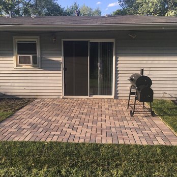 Suburban Landscaping - a patio with a brick paver - Landscaping Near Me - Chicago Heights, Illinois Suburban Landscaping - a patio with a brick paver - Landscaping Near Me - Chicago Heights, Illinois