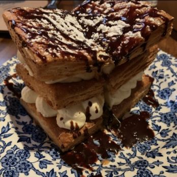 Au Cheval - Mille-Feuille light puff pastry, whipped vanilla cream - Burgers Near Me - New York, New York Au Cheval - Mille-Feuille light puff pastry, whipped vanilla cream - Burgers Near Me - New York, New York