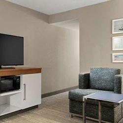 Hampton Inn South Kingstown - Newport Area - Guest room