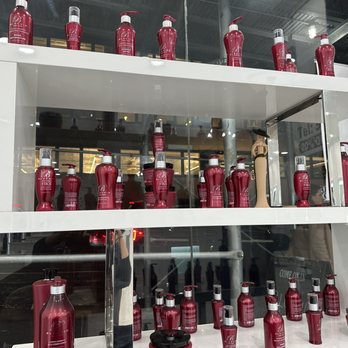 Luna Lucci - Blondis keratin products - Hair Salons Near Me - New York, New York Luna Lucci - Blondis keratin products - Hair Salons Near Me - New York, New York