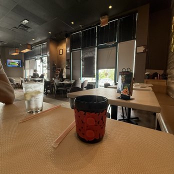 Table Thai Bar & bistro - Green tea cup with heat protector - Thai Near Me - Las Vegas, Nevada