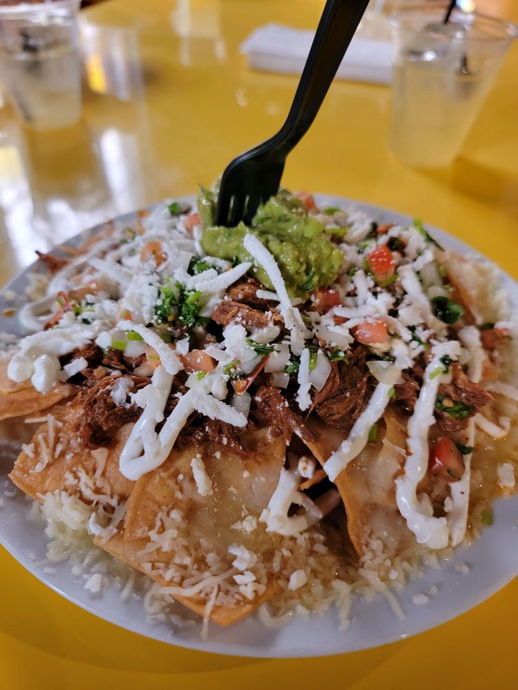 El Indio Botanas y Cerveza