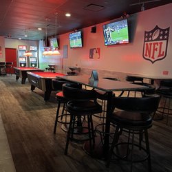 Lakewood Rocks Sports Bar
