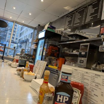 Avenue Open Kitchen - Inside - Diners Near Me - Toronto, Ontario