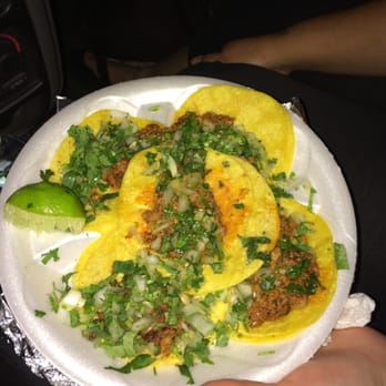 Mini Tacos Toribio - Had to order two orders for myself, 10 mini tacos baby! - Food Trucks Near Me - San Antonio, Texas