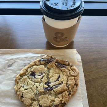 Coffee & - vanilla latte and chocolate chip cookie - Coffee & Tea Near Me - Buena Park, California Coffee & - vanilla latte and chocolate chip cookie - Coffee & Tea Near Me - Buena Park, California