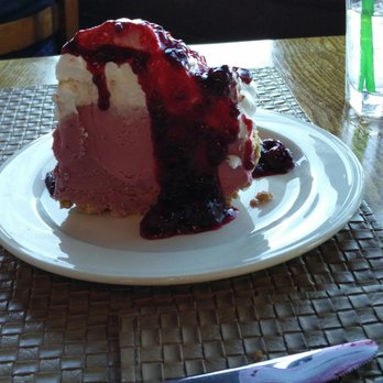 Skyland Mountain Tap Room - If you don't want to wait for a seat in the dining room for blackberry pie, they serve it in the tap room. - Bars Near Me - Luray, Virginia