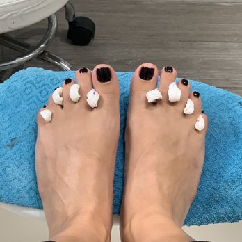 Mac Nail Spa - Classic pedicure - Waxing Near Me - San Francisco, California