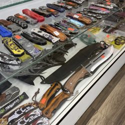 Smokers I - Knives too