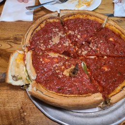 GIORDANO’S - Updated January 2026 - 236 Photos & 260 Reviews - 7105 ...