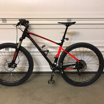 Bicycle Warehouse Temecula - Giant Fathom 2 29er - Bikes Near Me - Temecula, California