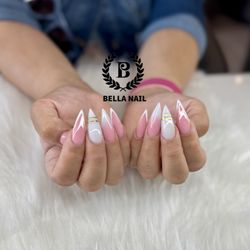 Bella Nails