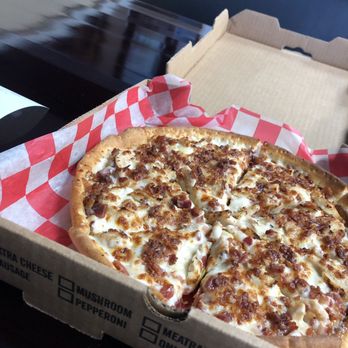 Pizza Twist - Chicken Bacon Ranch Deep Dish Pizza - Pizza Near Me - Ashburn, Virginia