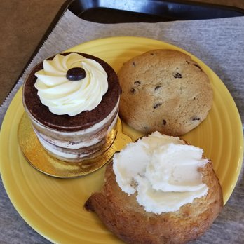 West Side Bakery - Tiramisu Torte, Chocolate Chip Cookie, Lemon Ricotta Cookie - Bakeries Near Me - Akron, Ohio West Side Bakery - Tiramisu Torte, Chocolate Chip Cookie, Lemon Ricotta Cookie - Bakeries Near Me - Akron, Ohio