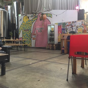 Oedipus Brewing - Interior in garage - Breweries Near Me - Amsterdam, New Hampshire