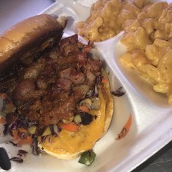The Oasis Kitchen - Jerk Burger