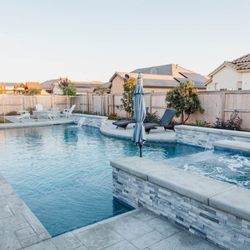 Signature Pools & Spa