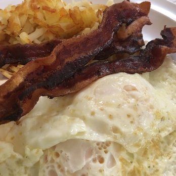 The New Daddy's 10-13 Diner - American Near Me - Richmond, Missouri