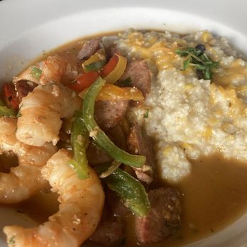 Lugo's - Shrimp n Grits - New American Near Me - Dickson, Tennessee