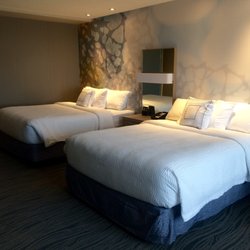 Courtyard by Marriott Saskatoon Airport - Call us at (306) 986-4993 and book this beautiful room (2 Queen Beds) at the Courtyard Saskatoon Hotel.