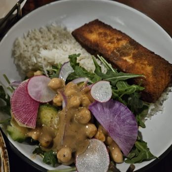 Clay Pit - Kothmir Salmon - Indian Near Me - Austin, Texas