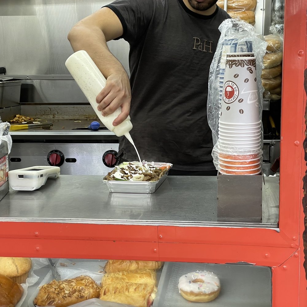 LaGuardia - Yum - Food Trucks Near Me - Queens, New York LaGuardia - Yum - Food Trucks Near Me - Queens, New York
