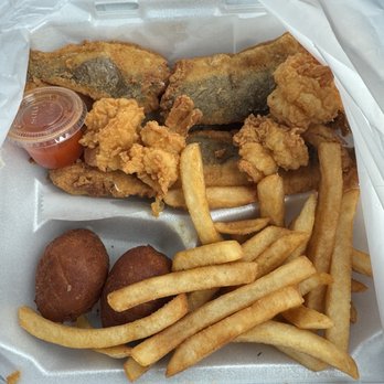 Hampton Seafood Market - Seafood platter - Seafood Markets Near Me - Hampton, Virginia Hampton Seafood Market - Seafood platter - Seafood Markets Near Me - Hampton, Virginia