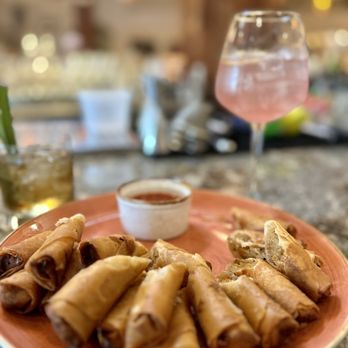Avenida Restaurant - Filipino Near Me - San Mateo, California