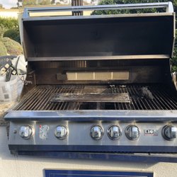 BBQ Solutions - Before the cleaning...