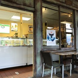 Looking toward the ice cream cases from the indoor eating area. Looking toward the ice cream cases from the indoor eating area.