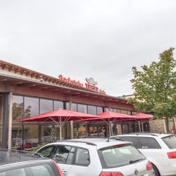 Bäckerei Vatter - Parkplatz vor dem Gebäude