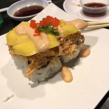 Hoshi Sushi - 4P5. BTS Spicy Mango Roll - Sushi Bars Near Me - Fullerton, California