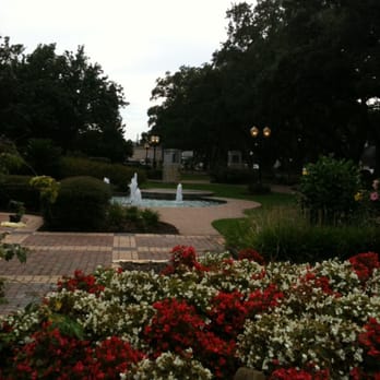 Helen's Garden - Perfect spot for weddings, grad pics, Easter pics etc - Parks Near Me - League City, Texas Helen's Garden - Perfect spot for weddings, grad pics, Easter pics etc - Parks Near Me - League City, Texas