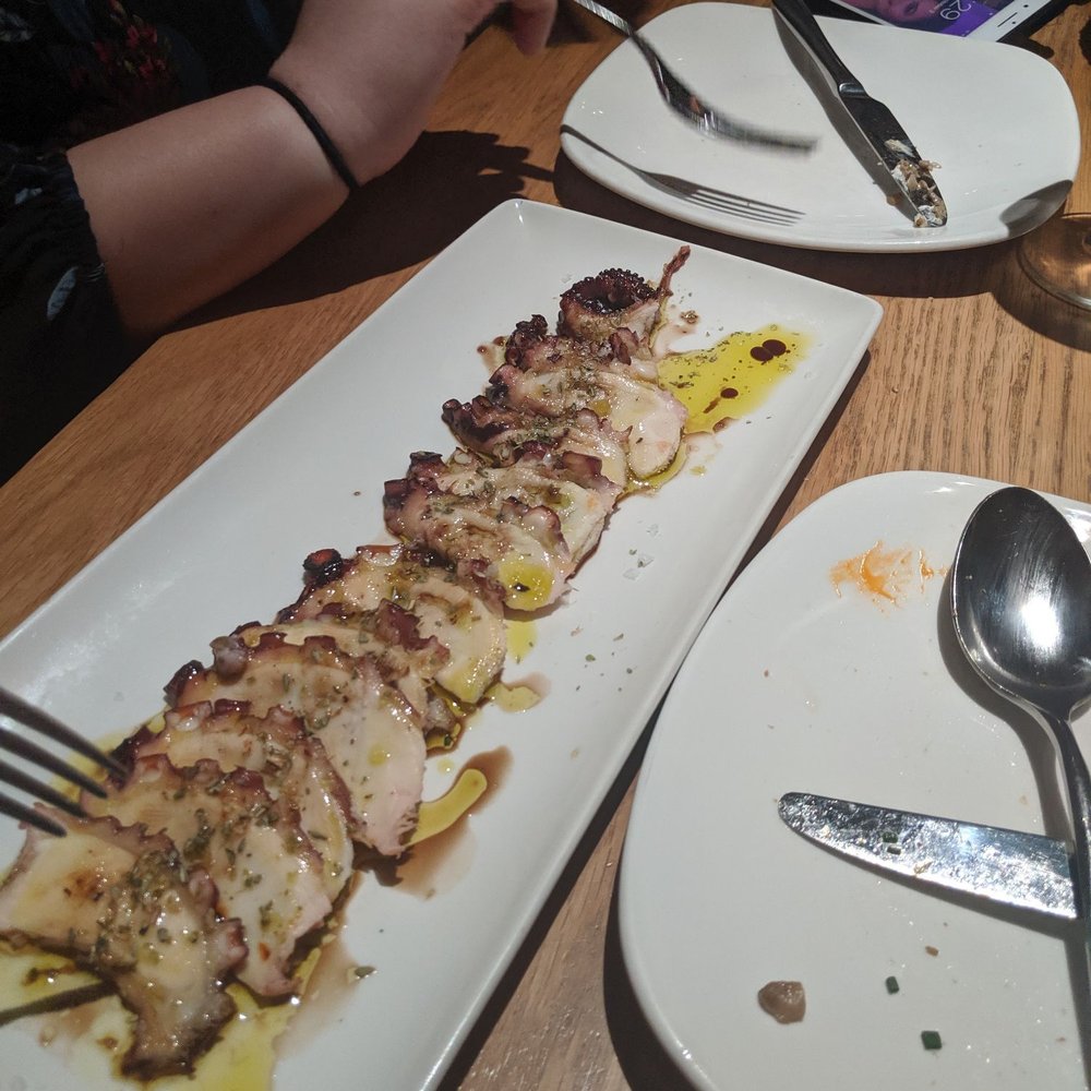 Mercado de la Reina - Tapas/Small Plates Near Me - Madrid, M Mercado de la Reina - Tapas/Small Plates Near Me - Madrid, M