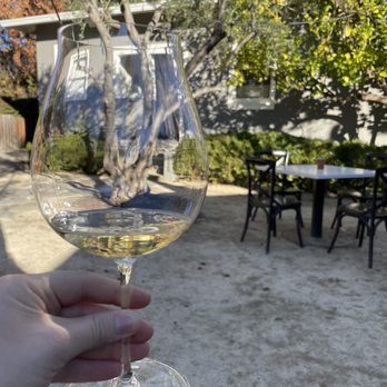 Auteur Wines - Chardonnay - so good! - Wineries Near Me - Sonoma, California