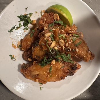 Star Noodle - Nuoc Cham Chicken (AMAZING) - Asian Fusion Near Me - Lahaina, Hawaii
