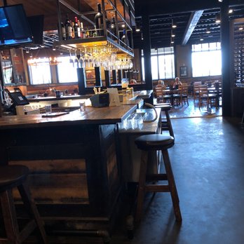 ROAM Kitchen + Bar - The bar in Roam - New American Near Me - Sioux Falls, South Dakota