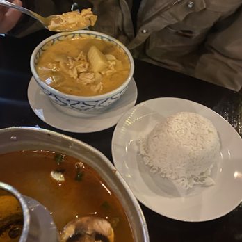 Thai Classic In Paso - Chicken Coconut curry & white rice (ordered separately) also, we asked for the curry to be spicy! - Thai Near Me - Paso Robles, California Thai Classic In Paso - Chicken Coconut curry & white rice (ordered separately) also, we asked for the curry to be spicy! - Thai Near Me - Paso Robles, California