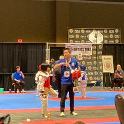 Progression Taekwondo - Master Lee Coaching Sparring in Action