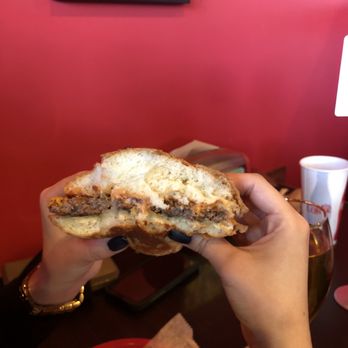 Beth's Burger Bar - Burgers Near Me - Orlando, Florida
