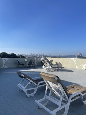 Archimedes Banya by null