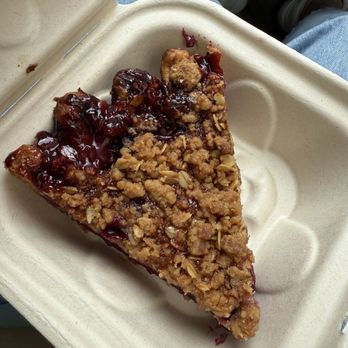 Three Babes Bakeshop - Blackberry Crumble Pie - Desserts Near Me - San Francisco, California Three Babes Bakeshop - Blackberry Crumble Pie - Desserts Near Me - San Francisco, California