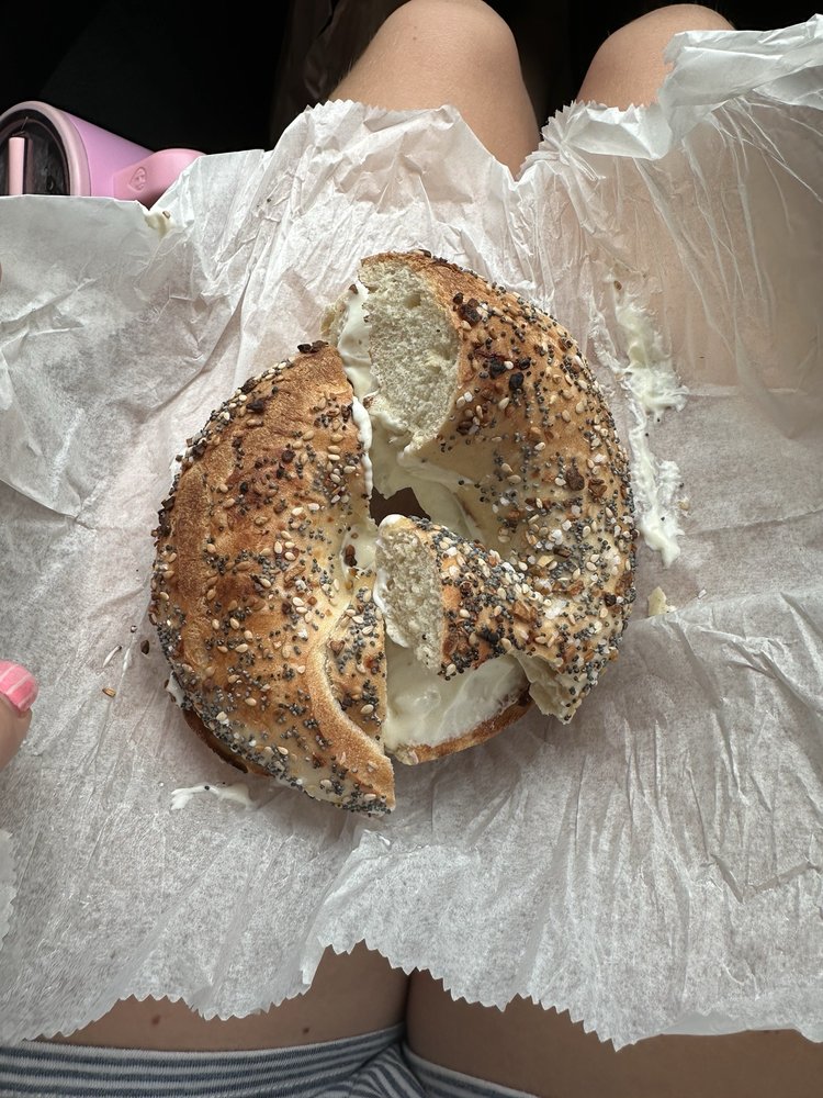 Brielle Bagels Logo
