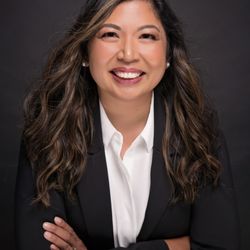 Ceci Portraits Fine Art Photography - Professional Headshot, Female Headshot, Corporate Headshot, woman headshot